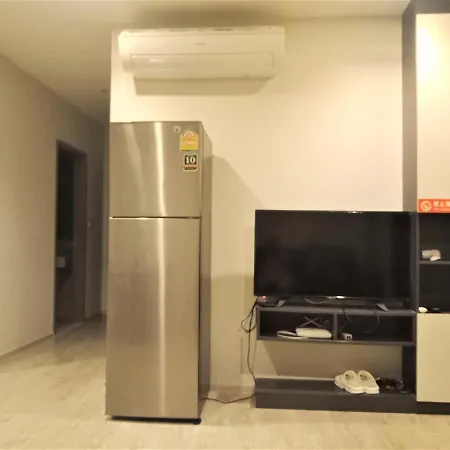 Llx Apartments At The Base Condo Pattaya Exterior photo